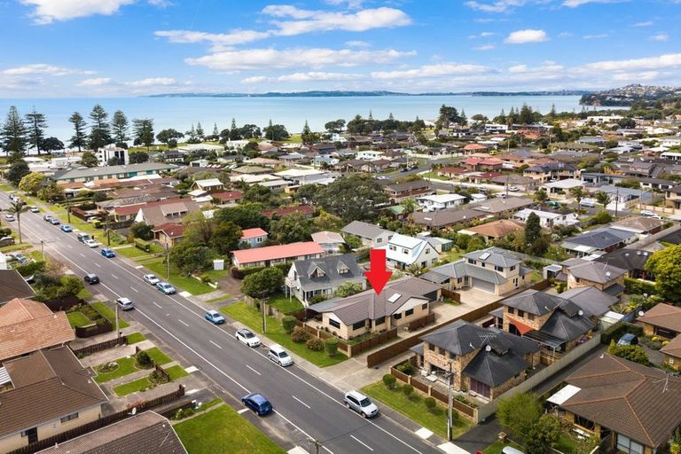 Photo of property in 28 Riverside Road, Orewa, 0931