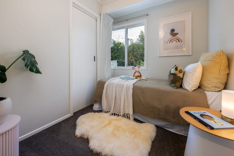 Photo of property in 29 Cliff Road, Torbay, Auckland, 0630