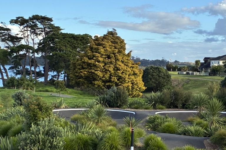 Photo of property in 131 Waituarua Drive, Takanini, Auckland, 2112