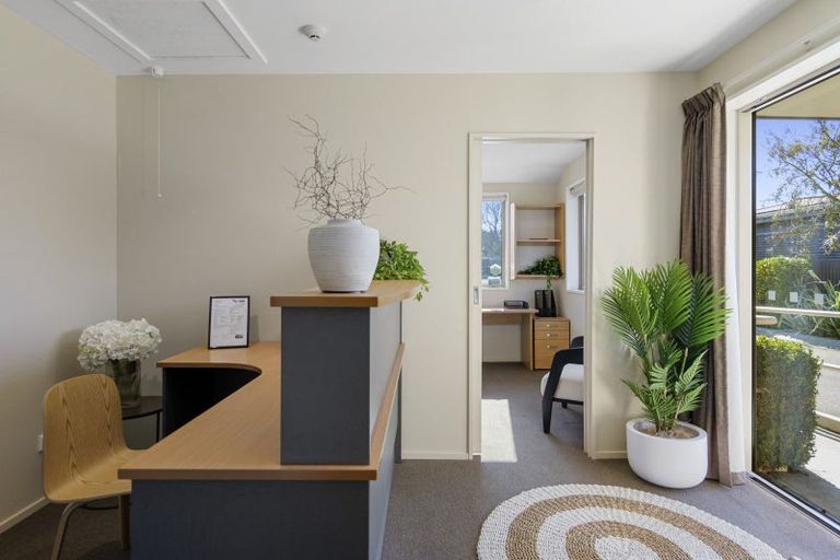 Photo of property in 126 Lincoln Road, Addington, Christchurch, 8024