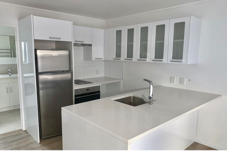 Photo of property in 3/420a Hibiscus Coast Highway, Orewa, 0931