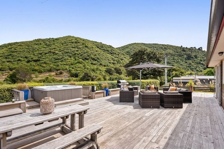 Photo of property in 63 Black Beech Street, Birchville, Upper Hutt, 5018