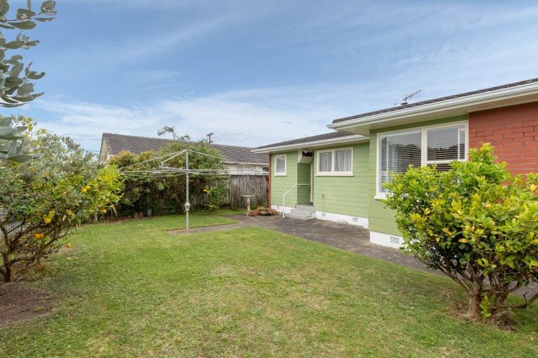 Photo of property in 4 Rosebank Avenue, Avalon, Lower Hutt, 5011