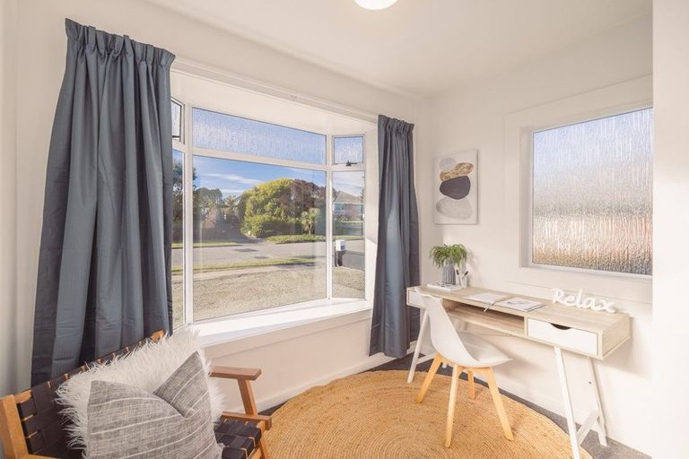 Photo of property in 28 Pine Avenue, New Brighton, Christchurch, 8061