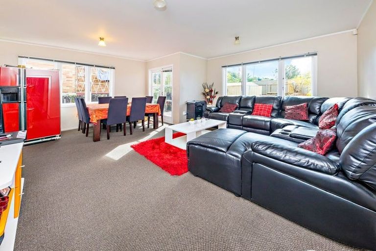 Photo of property in 1/72 Weymouth Road, Manurewa, Auckland, 2102