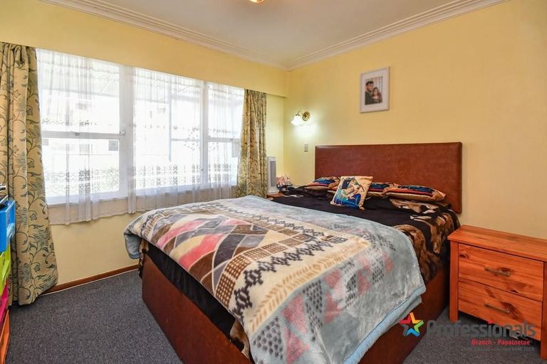 Photo of property in 2/24 Miles Avenue, Papatoetoe, Auckland, 2025