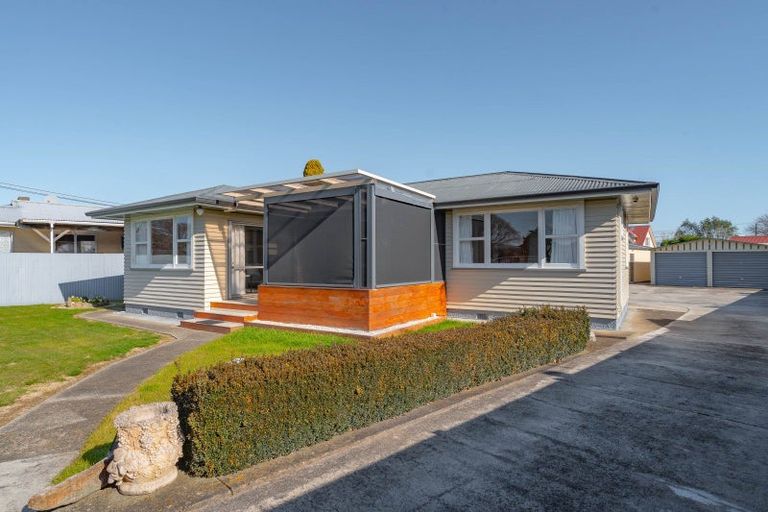 Photo of property in 68 New York Street, Martinborough, 5711