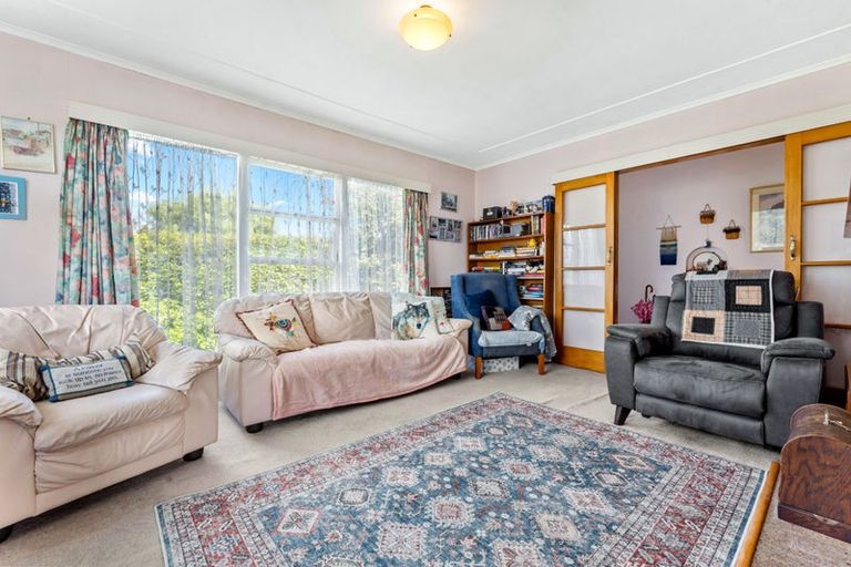 Photo of property in 12 Aberdeen Road, Campbells Bay, Auckland, 0620