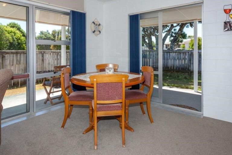 Photo of property in 107 Chartwell Avenue, Whangamata, 3620