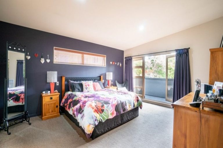 Photo of property in 67 Atawhai Road, Fitzherbert, Palmerston North, 4410