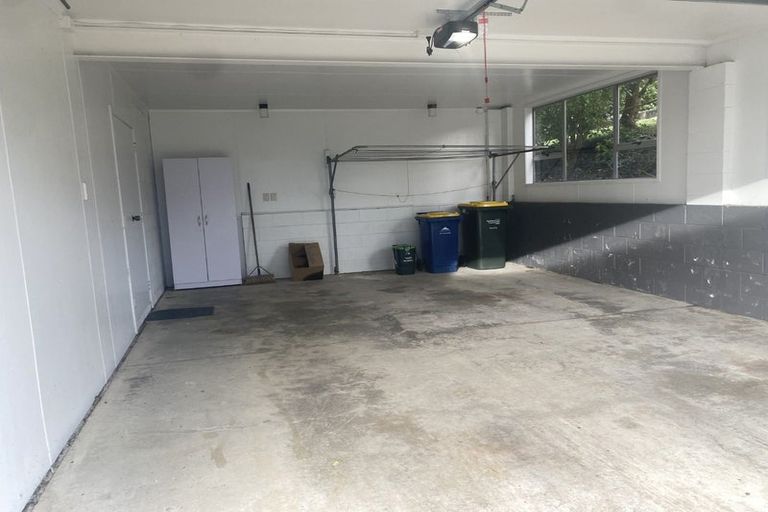 Photo of property in 93 Hebron Road, Waiake, Auckland, 0630