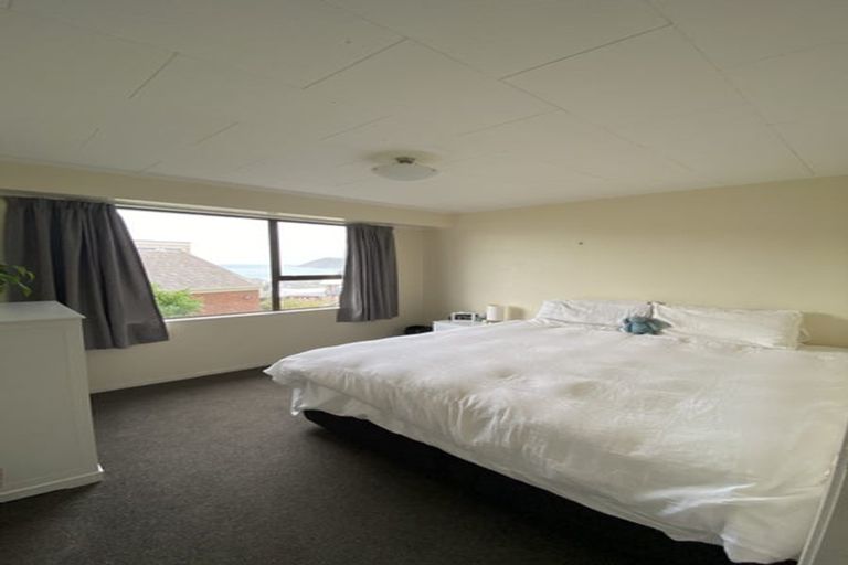 Photo of property in 15 Welland Place, Island Bay, Wellington, 6023