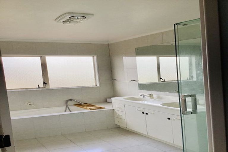 Photo of property in 47 Edendale Road, Somerville, Auckland, 2014