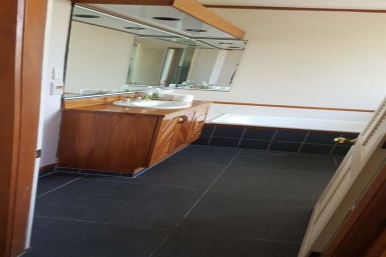 Photo of property in 25 Reading Street, Upper Riccarton, Christchurch, 8041