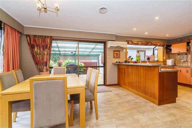 Photo of property in 46 Doon Street, Mosgiel, 9024