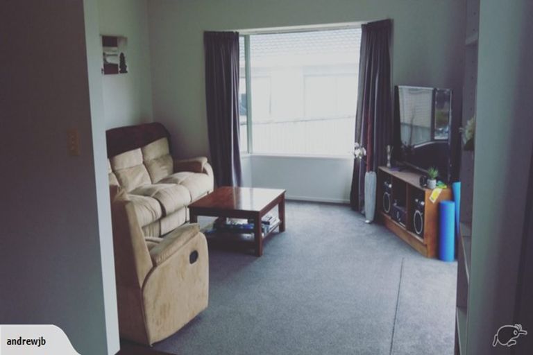 Photo of property in 112 Stanmore Bay Road, Stanmore Bay, Whangaparaoa, 0932