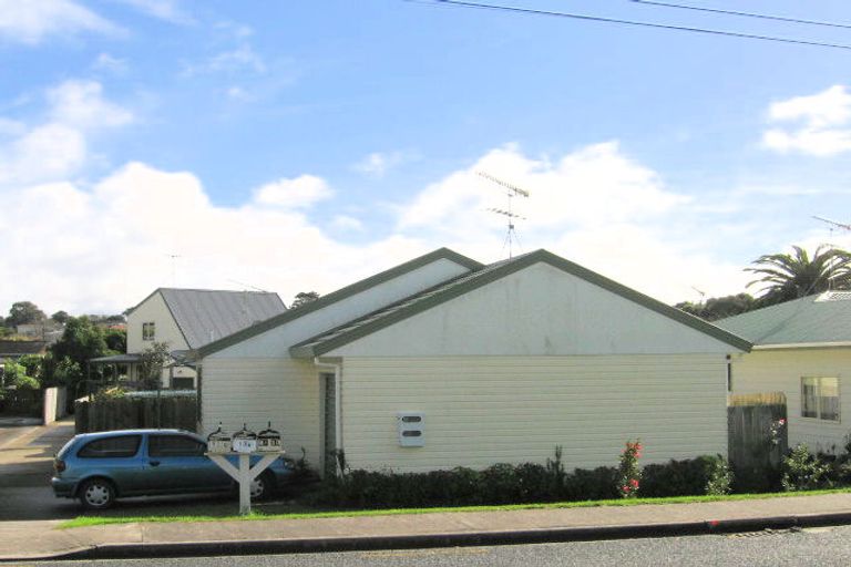 Photo of property in 13b Bay Street, Red Beach, 0932