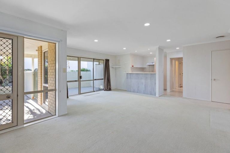 Photo of property in 6a Pacific View Road, Papamoa Beach, Papamoa, 3118