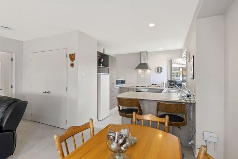 Photo of property in 60a Te Rauparaha Street, Otaki, 5512