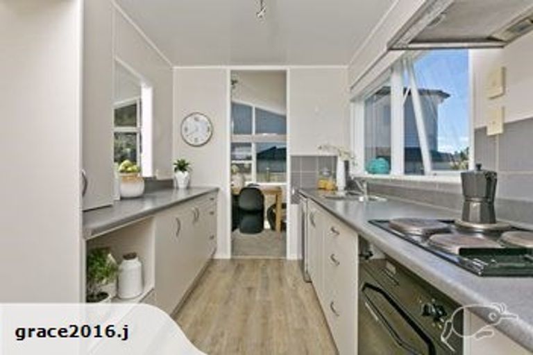 Photo of property in 1b Puriri Street, Takapuna, Auckland, 0622