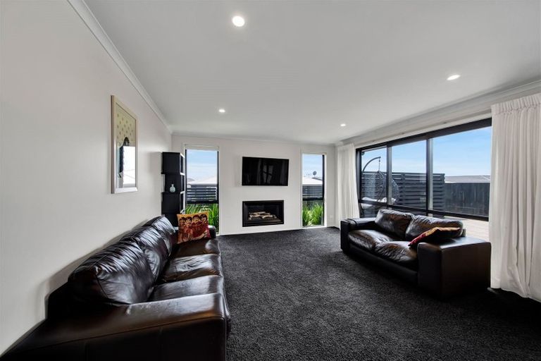 Photo of property in 3 Roy Johns Way, Bell Block, New Plymouth, 4312