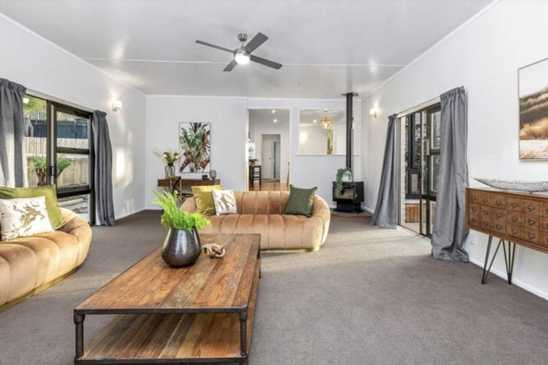 Photo of property in 5 Rakino Avenue, Manly, Whangaparaoa, 0930