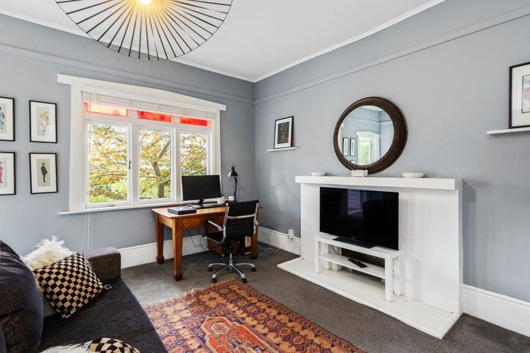 Photo of property in 16 Rossgrove Terrace, Mount Albert, Auckland, 1025