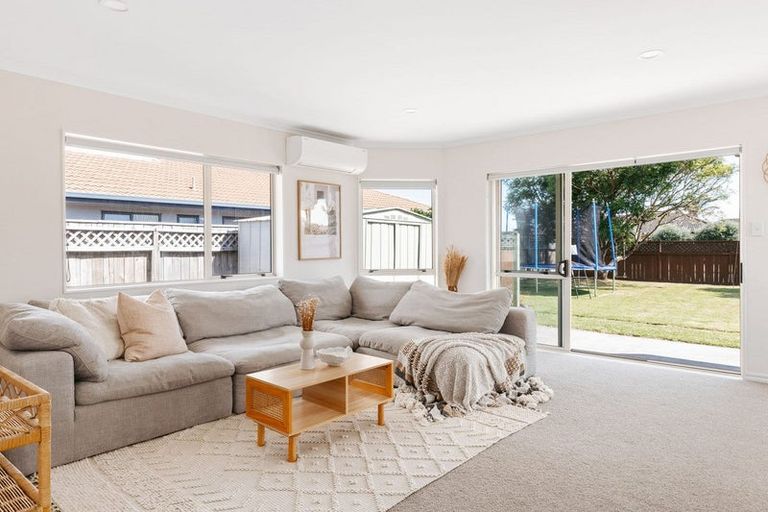 Photo of property in 142 Evans Road, Papamoa Beach, Papamoa, 3118