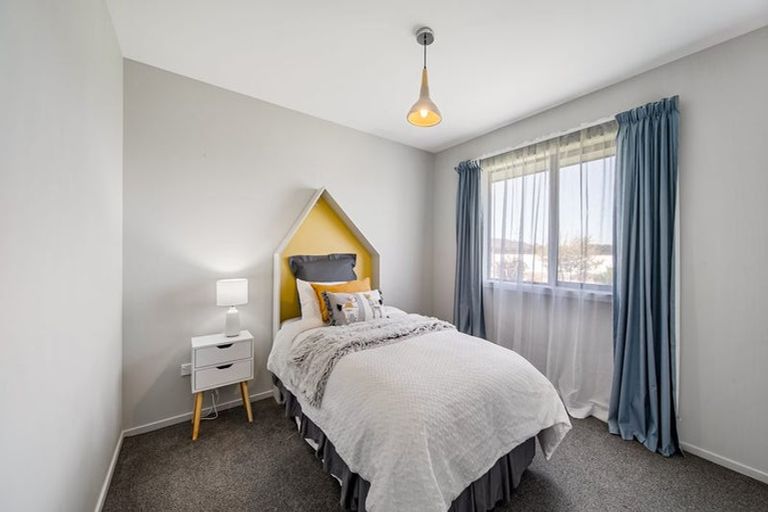 Photo of property in 70 Kingsdowne Drive, West Melton, 7618