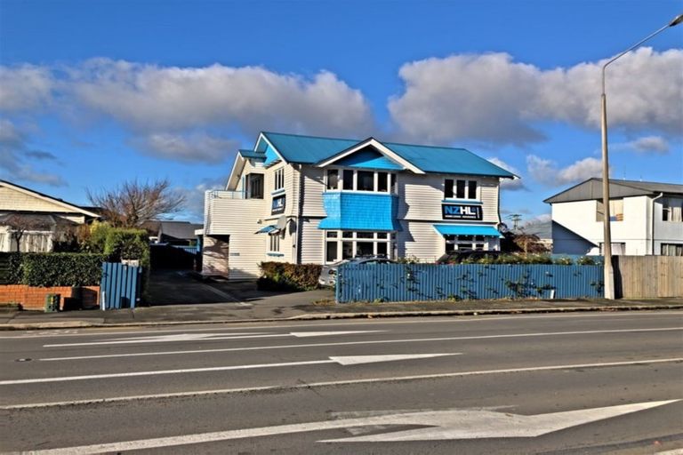 Photo of property in 4 Whitmore Street, Edgeware, Christchurch, 8013