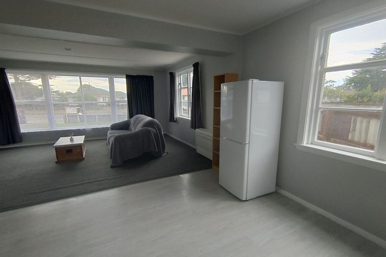 Photo of property in 5 Gregory Avenue, Islington, Christchurch, 8042