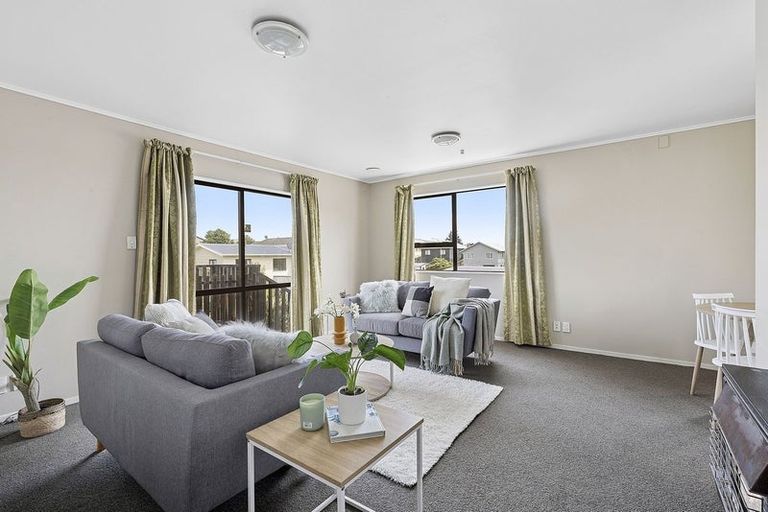 Photo of property in 41 Nassau Avenue, Grenada North, Wellington, 5028