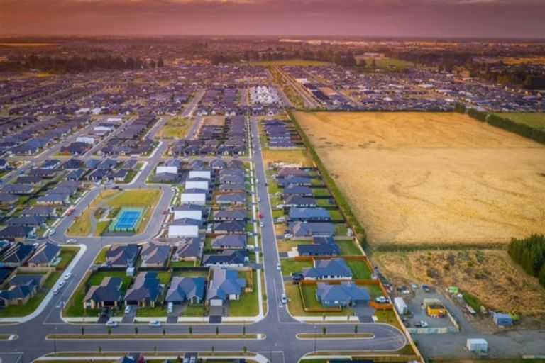 Photo of property in 45 Northmoor Boulevard, Rolleston, 7615