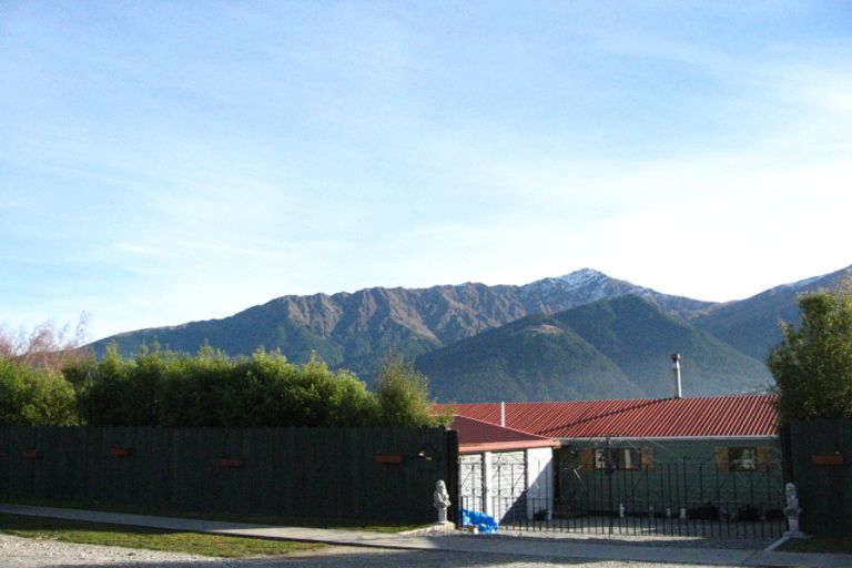 Photo of property in 26 Oregon Drive, Kelvin Heights, Queenstown, 9300