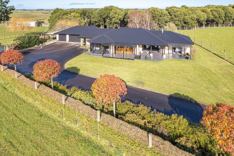 Photo of property in 298 No 2 Line, Okoia, Whanganui, 4572