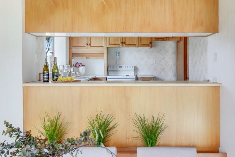 Photo of property in 2/10 Dayspring Way, Pakuranga, Auckland, 2010