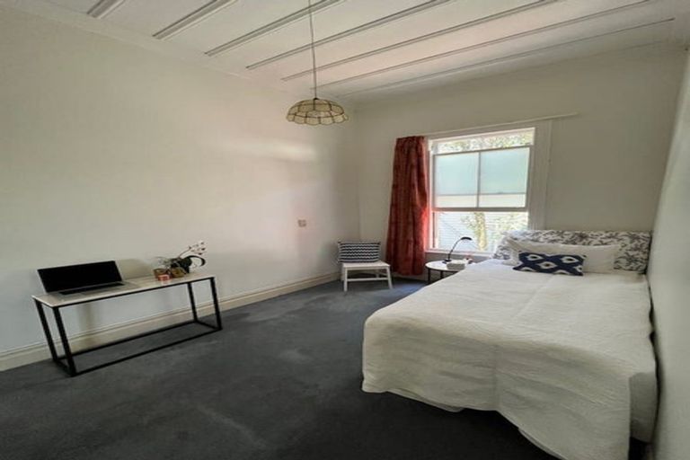 Photo of property in 2/24 West End Road, Herne Bay, Auckland, 1022