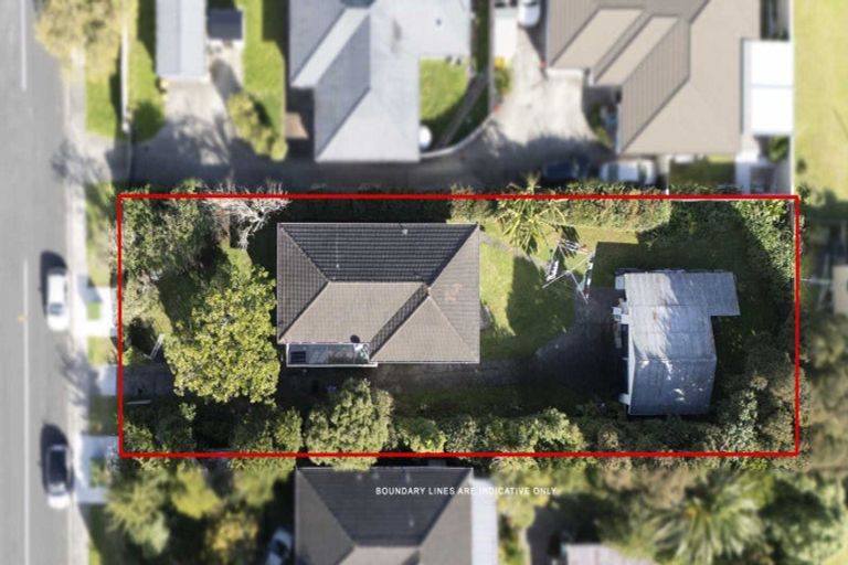 Photo of property in 32 Kervil Avenue, Te Atatu Peninsula, Auckland, 0610
