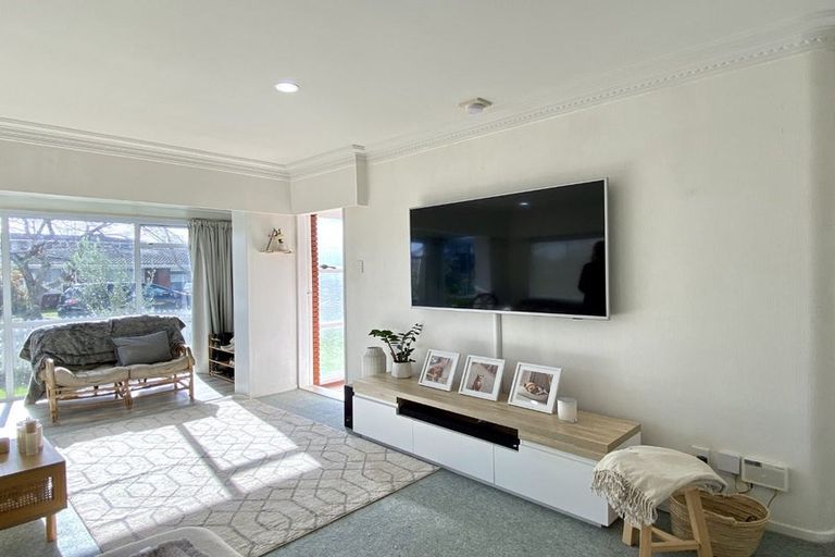 Photo of property in 4 Tupaea Place, Otumoetai, Tauranga, 3110