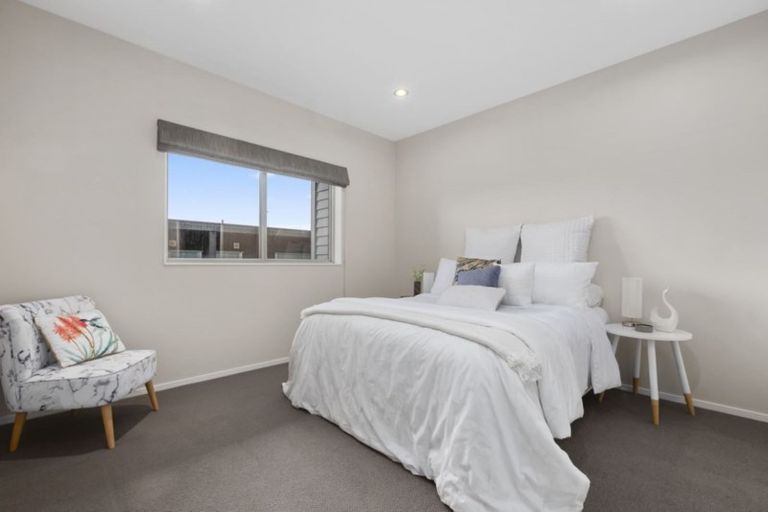 Photo of property in Wilk Heights, 2/8 Wilk Lane, Browns Bay, Auckland, 0630