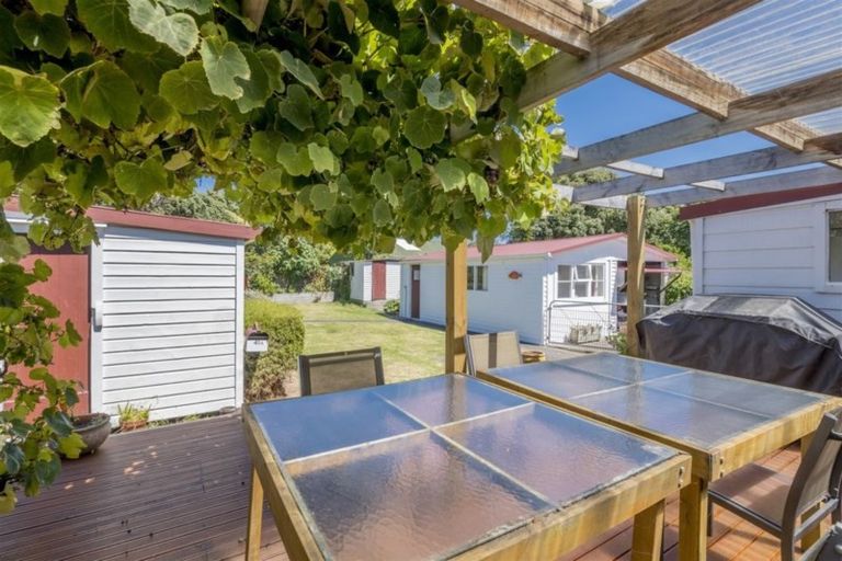 Photo of property in 41 Rangiuru Road, Otaki Beach, Otaki, 5512