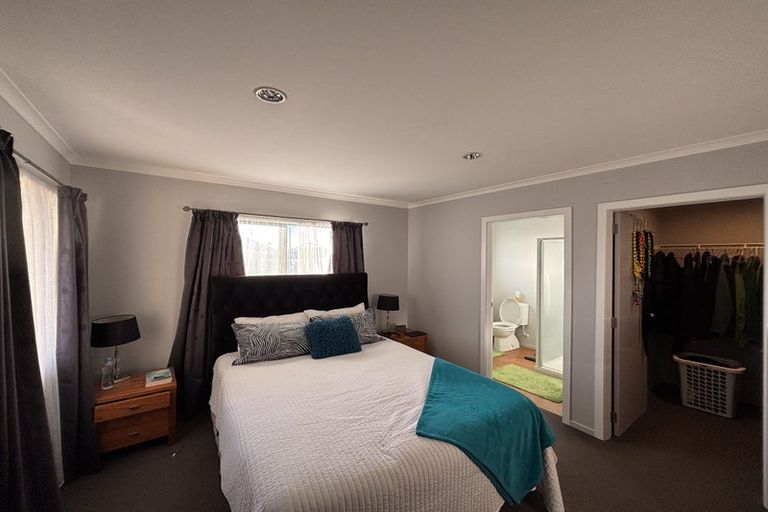 Photo of property in 112 Solway Crescent, Solway, Masterton, 5810