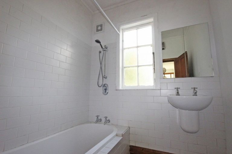 Photo of property in 5 Morris Street, Hokowhitu, Palmerston North, 4410