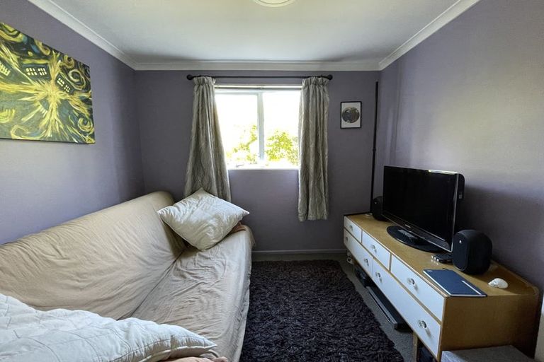 Photo of property in 12 Cheshire Street, Wilton, Wellington, 6012