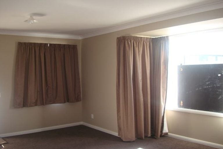 Photo of property in 1 Sandleigh Road, Hamilton Lake, Hamilton, 3204