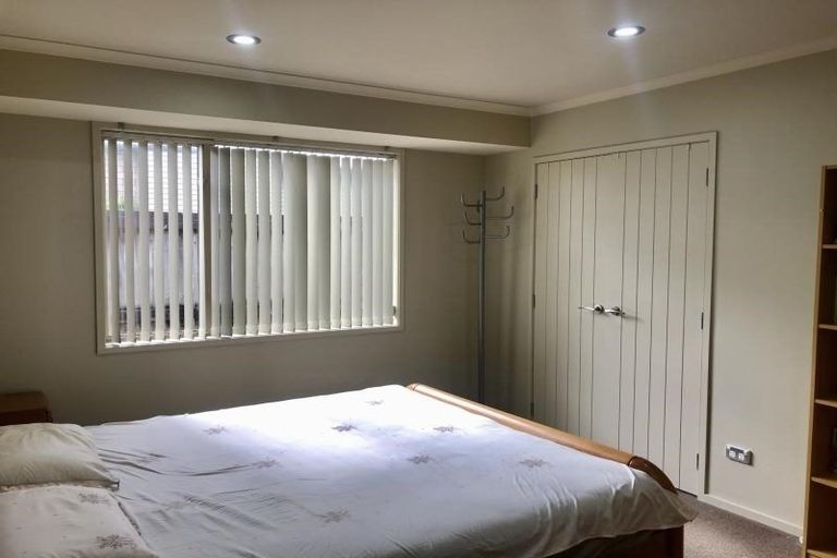 Photo of property in 2 Somerton Drive, Huntington, Hamilton, 3210