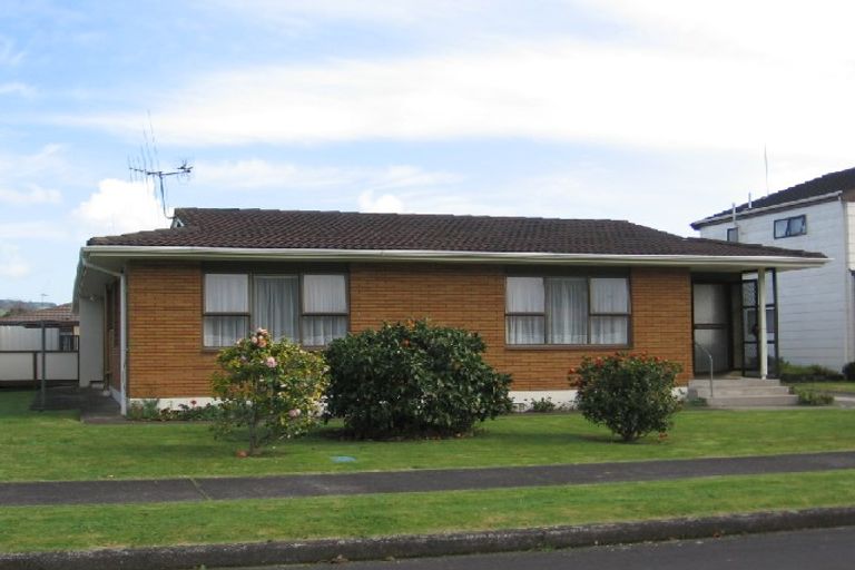 Photo of property in 2/22 Lovatt Crescent, Kensington, Whangarei, 0112