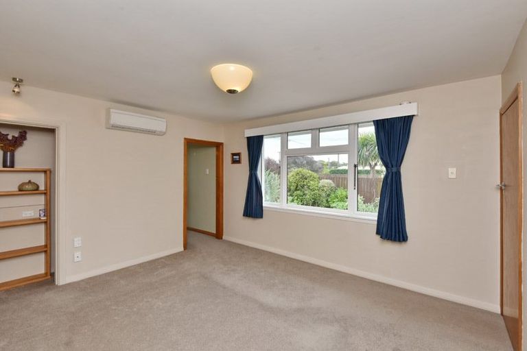 Photo of property in 263 Estuary Road, South New Brighton, Christchurch, 8062