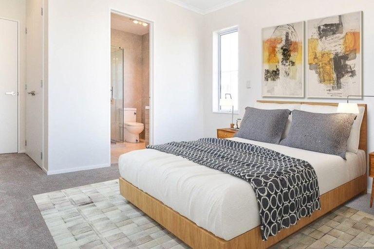 Photo of property in 31 Takurua Terrace, Orewa, 0931