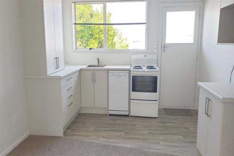 Photo of property in 3/10 Roslyn Terrace, West End, Timaru, 7910